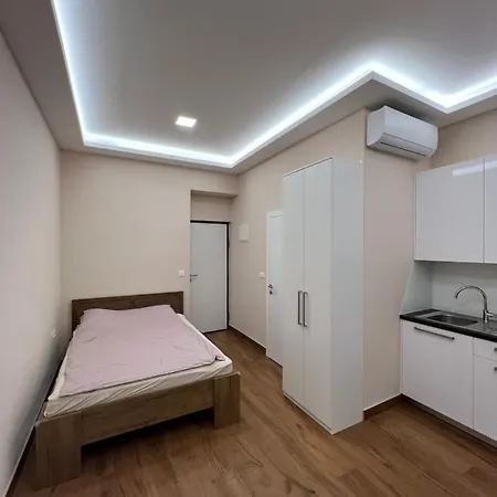 Apartman 902 *
